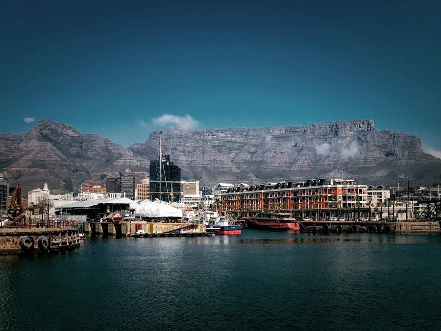 V&A Waterfront with Table Mountain behind